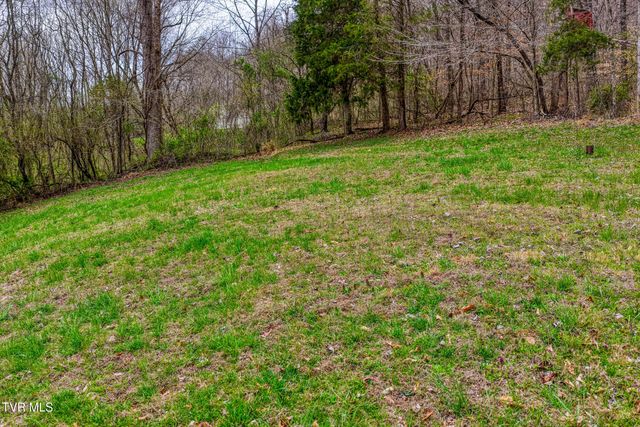 1744 Snake Hollow Road, Sneedville, TN 37869