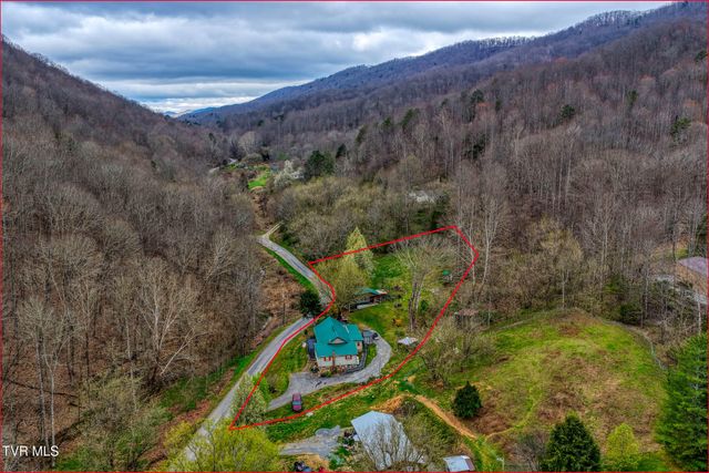 1744 Snake Hollow Road, Sneedville, TN 37869