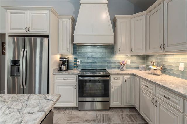 805 Indian Place, Dauphin Island, AL 36528