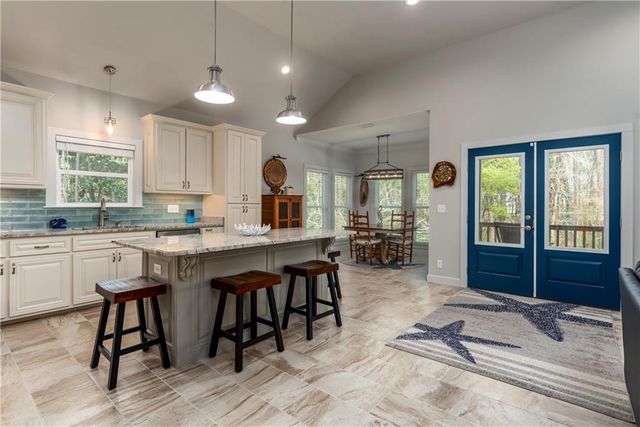 805 Indian Place, Dauphin Island, AL 36528