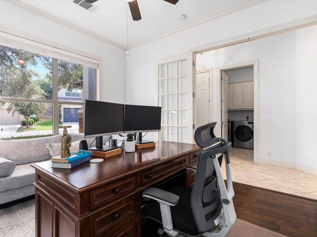 17 Chandon LN, Austin, TX 78734