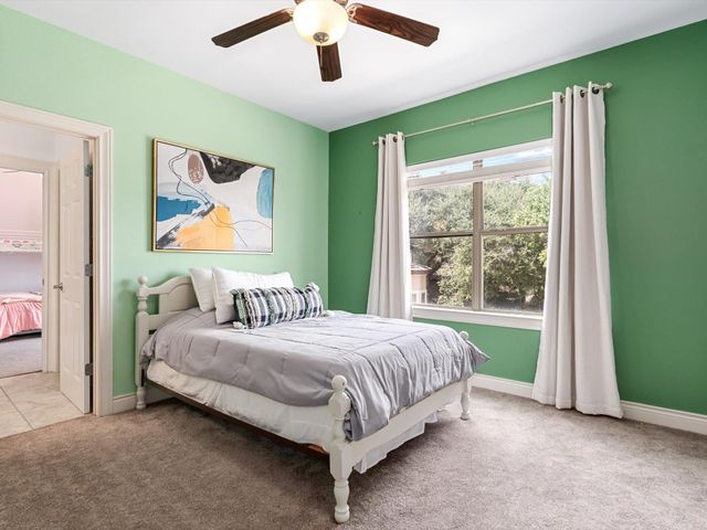 17 Chandon LN, Austin, TX 78734