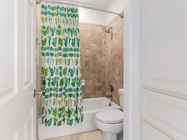 17 Chandon LN, Austin, TX 78734
