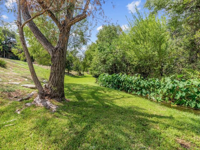 17 Chandon LN, Austin, TX 78734