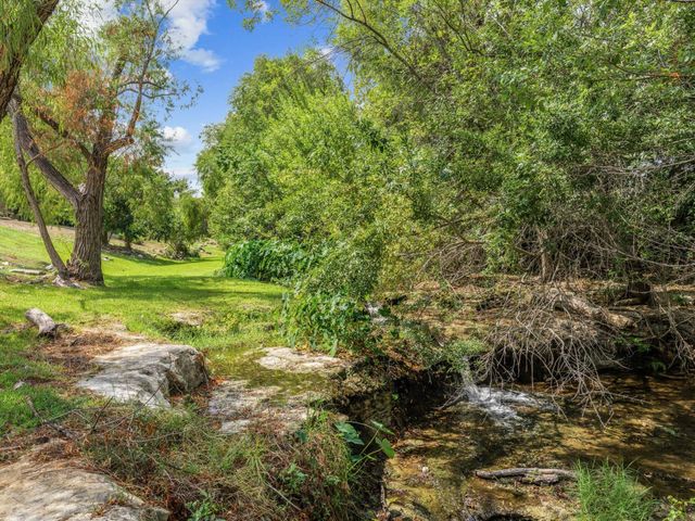 17 Chandon LN, Austin, TX 78734