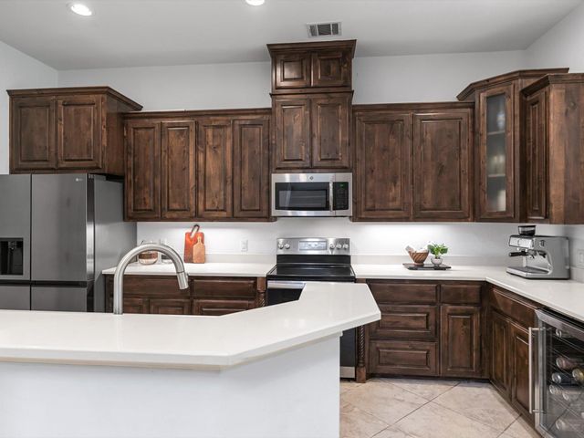 17 Chandon LN, Austin, TX 78734
