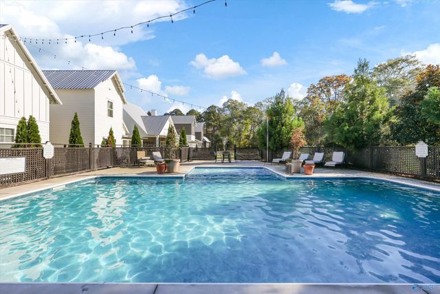 3317 Hardin Road, Guntersville, AL 35976