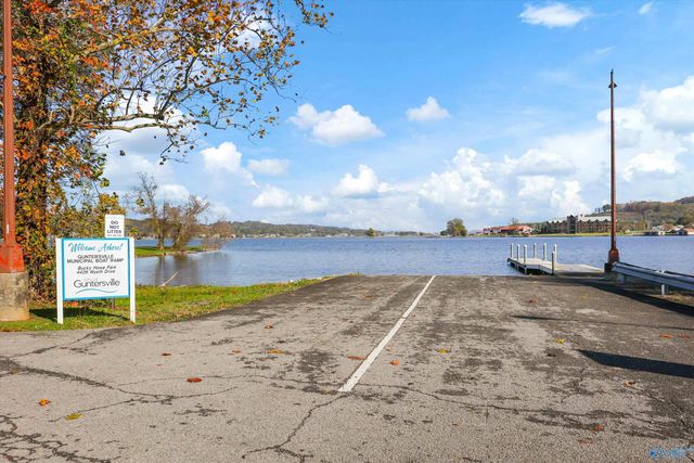 3317 Hardin Road, Guntersville, AL 35976