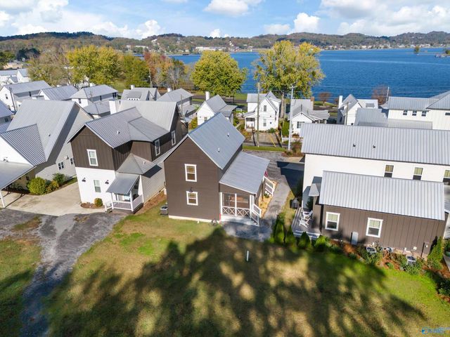 3317 Hardin Road, Guntersville, AL 35976