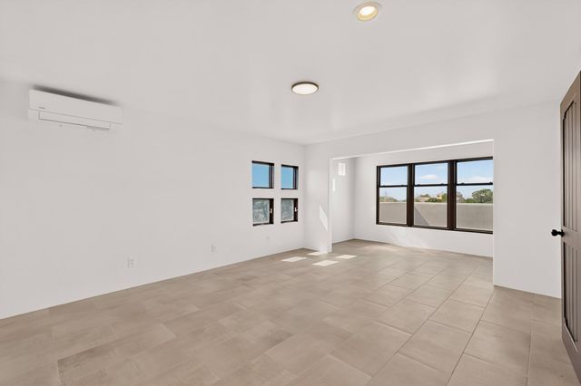 35 Avenida De La Paz, Lamy, NM 87540