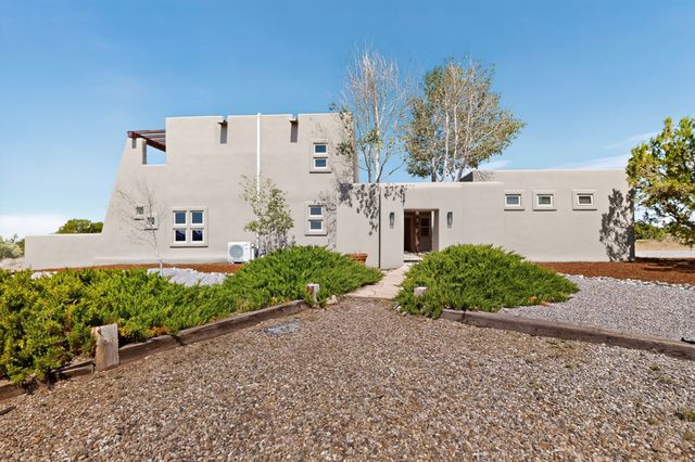35 Avenida De La Paz, Lamy, NM 87540