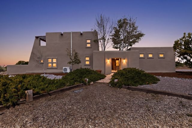35 Avenida De La Paz, Lamy, NM 87540