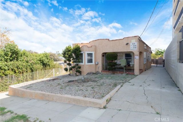 334 Robinson, Los Angeles, CA 90026