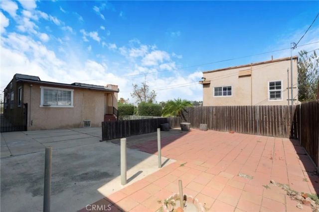 334 Robinson, Los Angeles, CA 90026