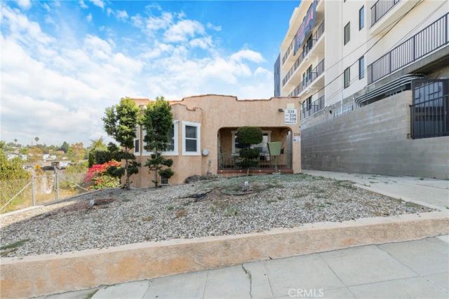 334 Robinson, Los Angeles, CA 90026