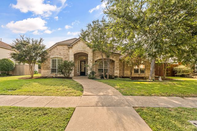 2015 Crockett Circle, Irving, TX 75038