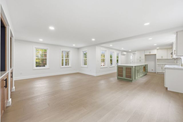 75 Lead Mine Rd, Southampton, MA 01073