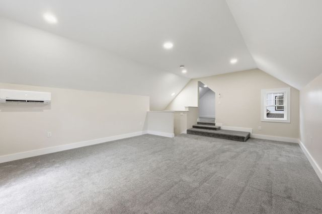 75 Lead Mine Rd, Southampton, MA 01073