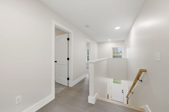 75 Lead Mine Rd, Southampton, MA 01073