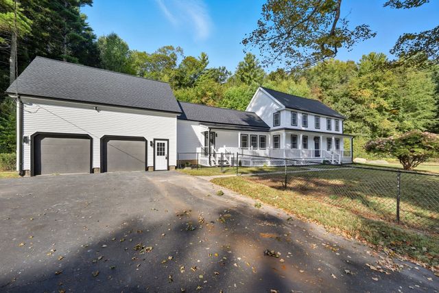 75 Lead Mine Rd, Southampton, MA 01073