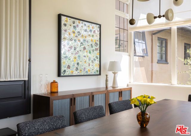 6964 Los Tilos Road, Los Angeles, CA 90068