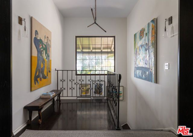 6964 Los Tilos Road, Los Angeles, CA 90068