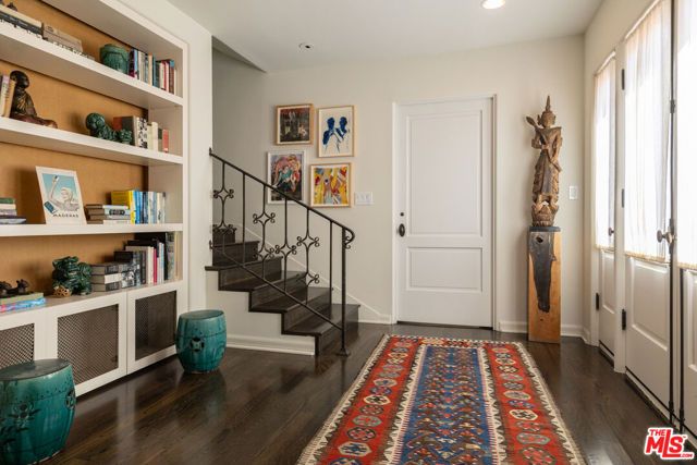 6964 Los Tilos Road, Los Angeles, CA 90068