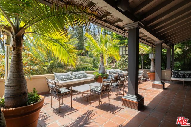 6964 Los Tilos Road, Los Angeles, CA 90068