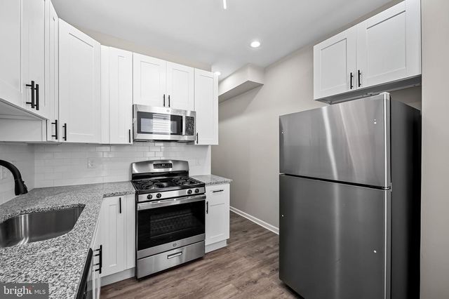 1805 N SMALLWOOD ST, Baltimore, MD 21216