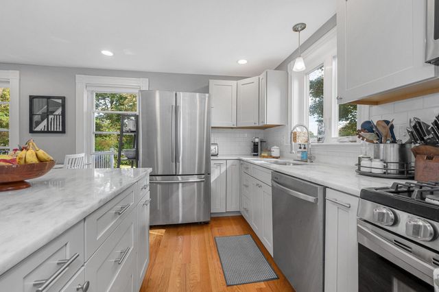 19 Eastern Ave, Beverly, MA 01915