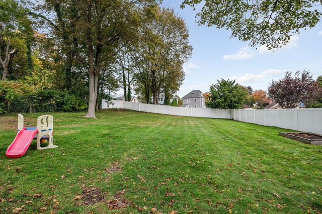 19 Eastern Ave, Beverly, MA 01915