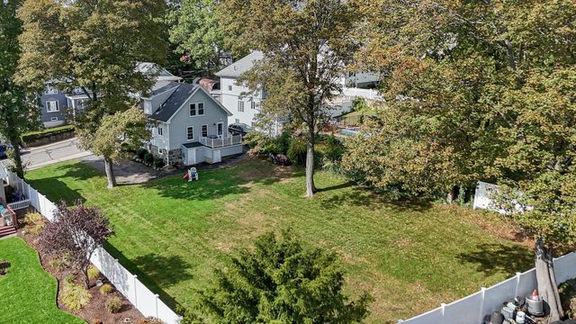 19 Eastern Ave, Beverly, MA 01915