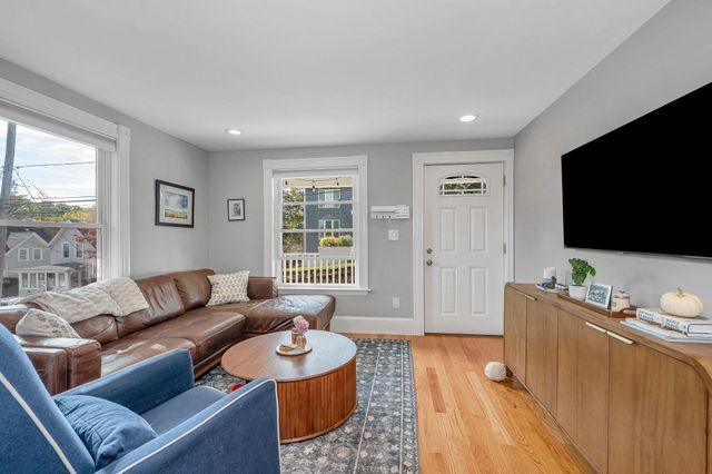 19 Eastern Ave, Beverly, MA 01915