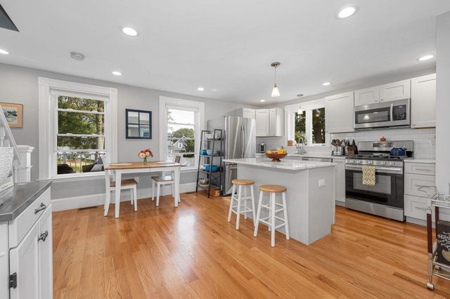 19 Eastern Ave, Beverly, MA 01915