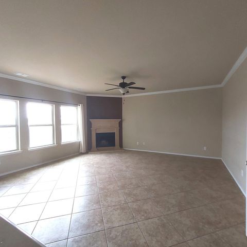 8404 Sioux Trail, Aubrey, TX 76227
