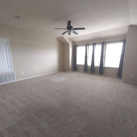 8404 Sioux Trail, Aubrey, TX 76227