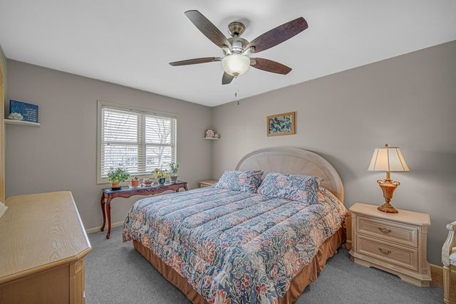 1004 Fran-lin Parkway, Munster, IN 46321