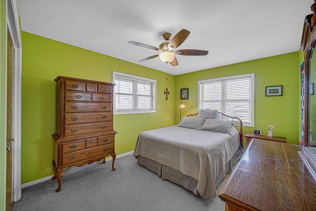 1004 Fran-lin Parkway, Munster, IN 46321