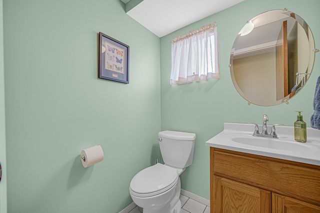 1004 Fran-lin Parkway, Munster, IN 46321