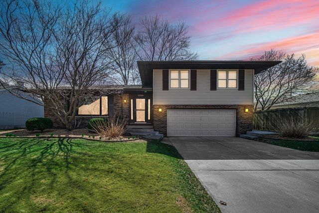 1004 Fran-lin Parkway, Munster, IN 46321