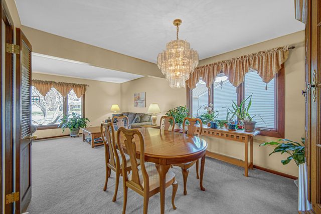 1004 Fran-lin Parkway, Munster, IN 46321