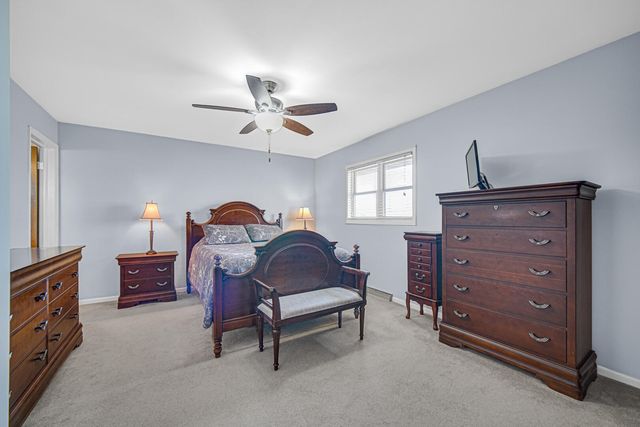 1004 Fran-lin Parkway, Munster, IN 46321