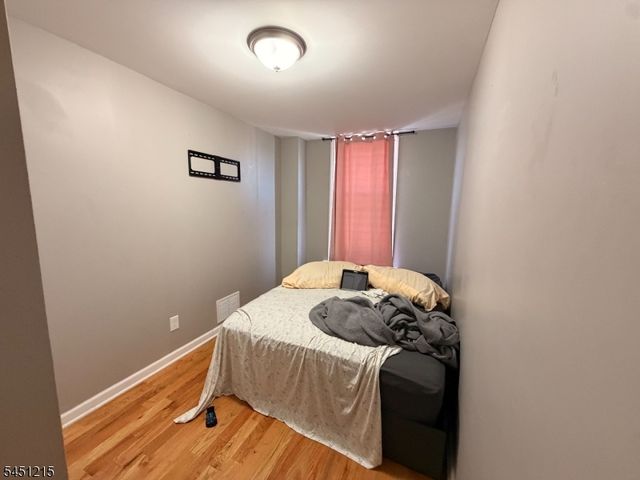 708 Jefferson Ave, Elizabeth City, NJ 07201