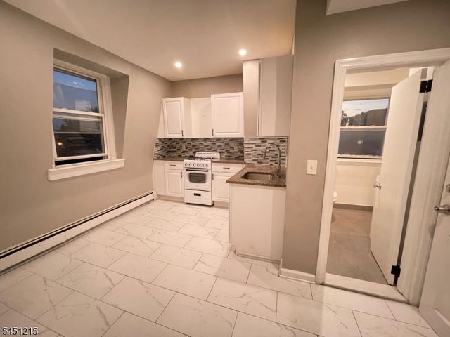 708 Jefferson Ave, Elizabeth City, NJ 07201