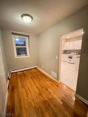 708 Jefferson Ave, Elizabeth City, NJ 07201
