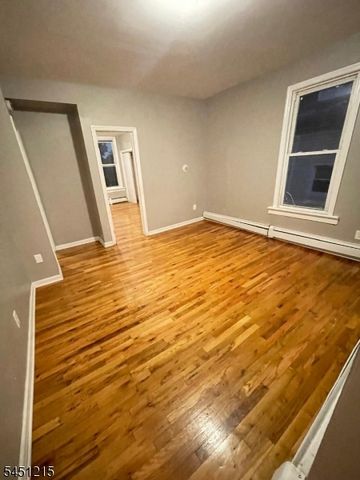 708 Jefferson Ave, Elizabeth City, NJ 07201