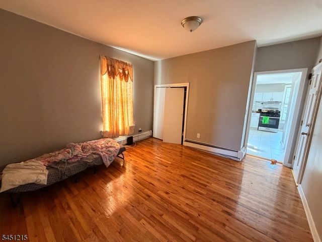 708 Jefferson Ave, Elizabeth City, NJ 07201
