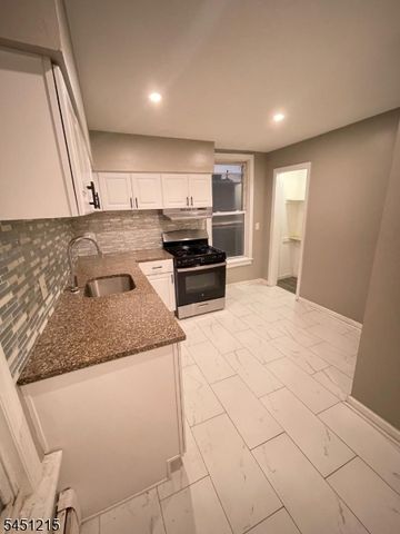 708 Jefferson Ave, Elizabeth City, NJ 07201