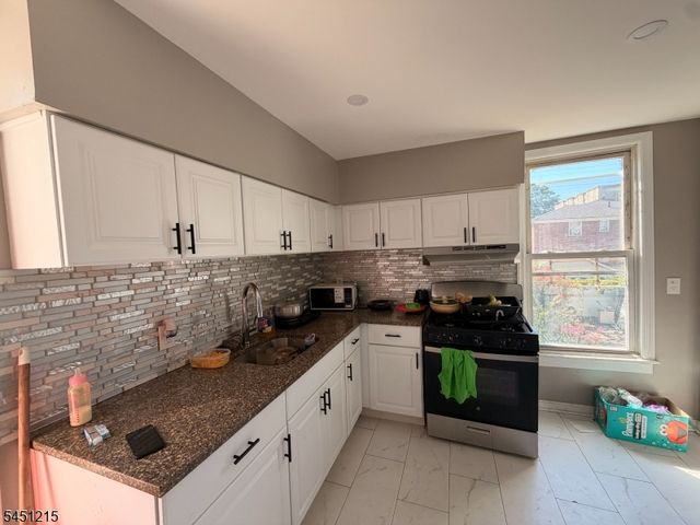 708 Jefferson Ave, Elizabeth City, NJ 07201