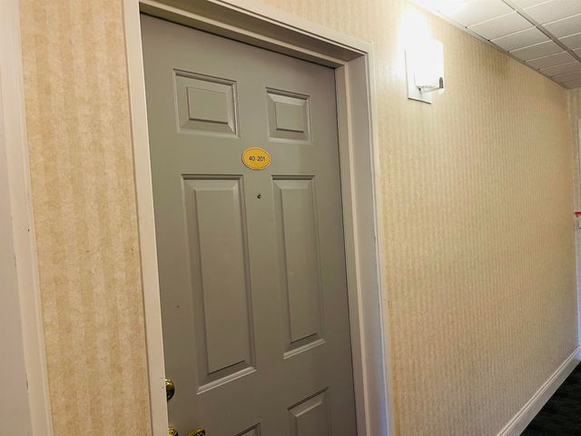 40 Eastern Ave Apt 201, Manchester, NH 03104